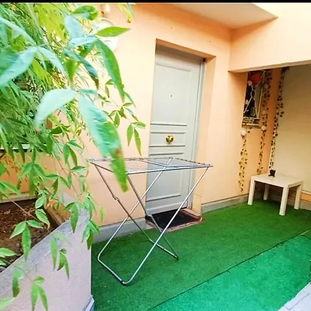 Appartement Rdp Carré D'or, Renovated&quite Flat *